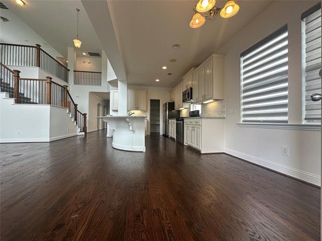 Building Photo - 2403 Cotillion Dr