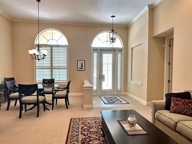 Building Photo - Gated Community! Walking Distance to the B...