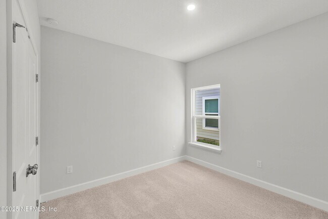 Building Photo - 95113 Terris Wy