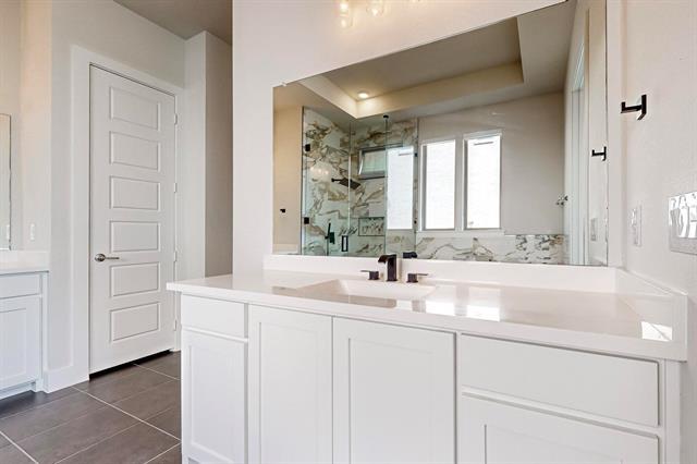 Building Photo - 691 Meandering Ln