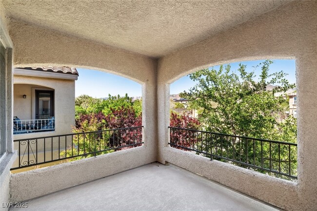Building Photo - 11904 Luna Del Mar Ln