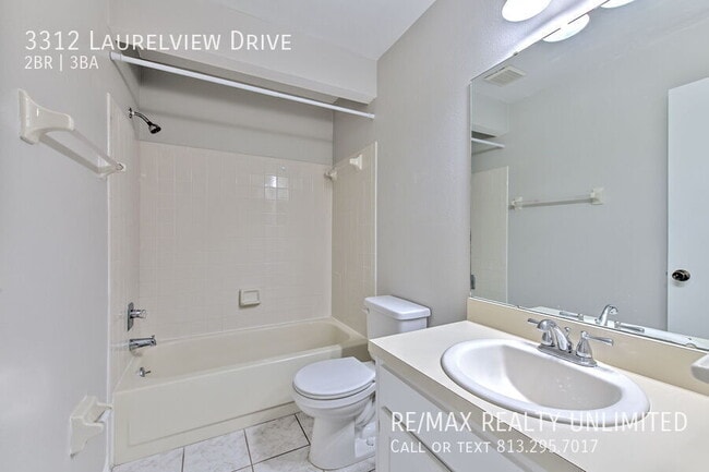 Building Photo - 3312 Laurel View Dr