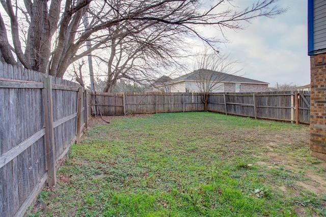 Building Photo - 313 Queens Ct S
