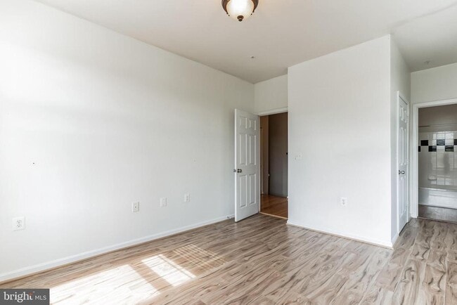 Building Photo - 11343 Aristotle Dr