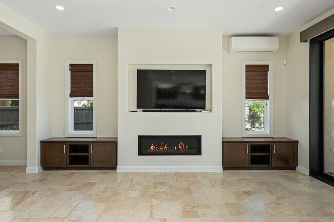 Building Photo - 15899 Wadsworth Pl