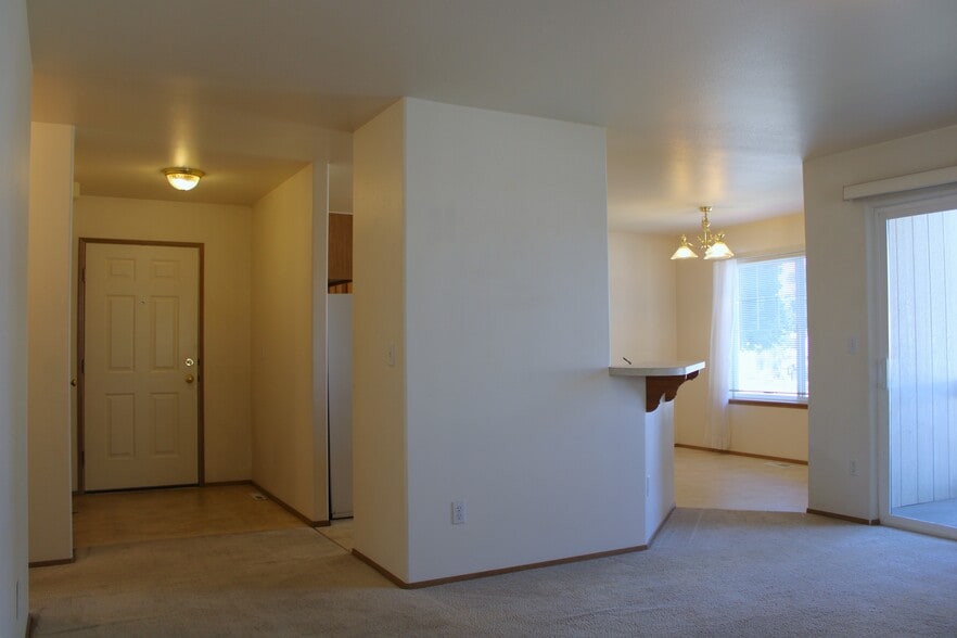 Building Photo - 1231 McKittrick St