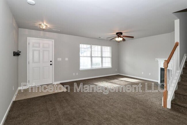 Building Photo - 153 Marakery Rd