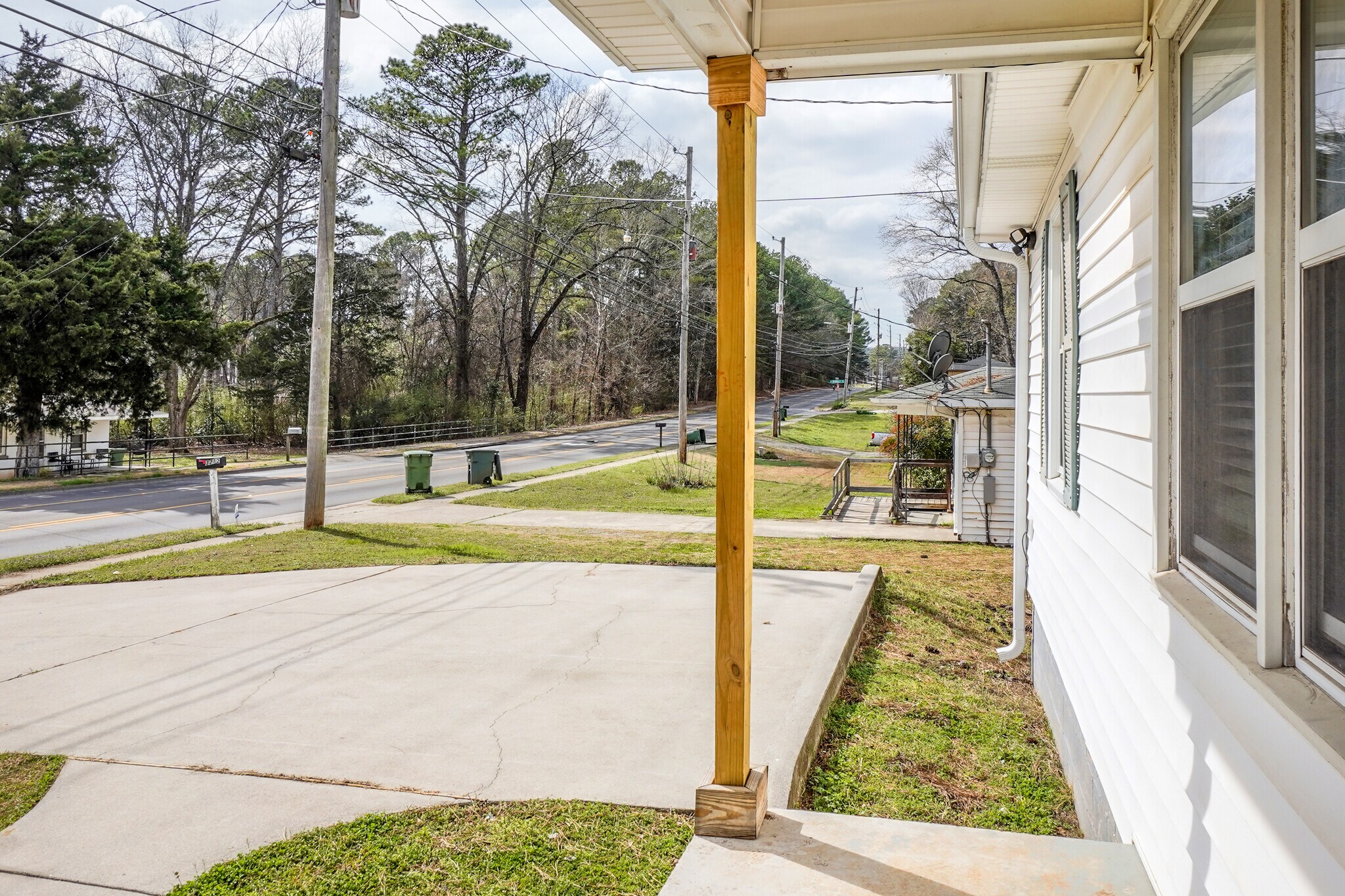 Building Photo - 3210 Stringfield Rd NW