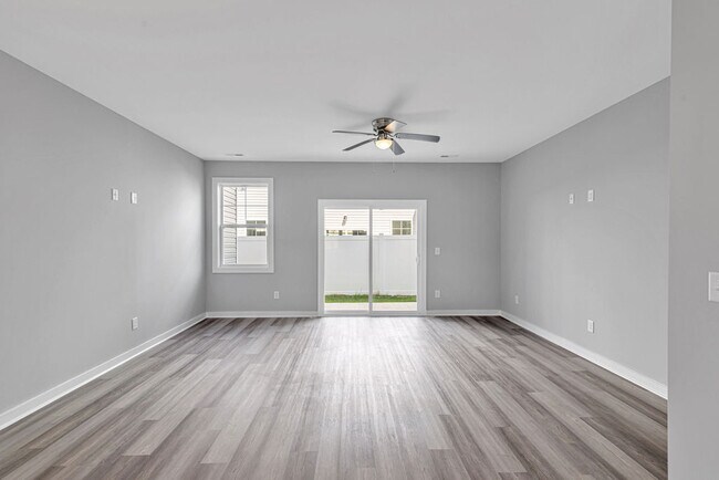 Building Photo - 322 Starfish Ln