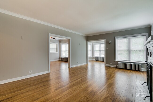 Building Photo - 920 Judson Ave