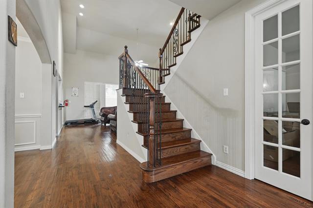 Building Photo - 7309 Alandale Dr