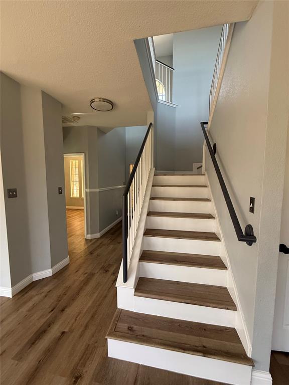 Building Photo - 723 Settlement St