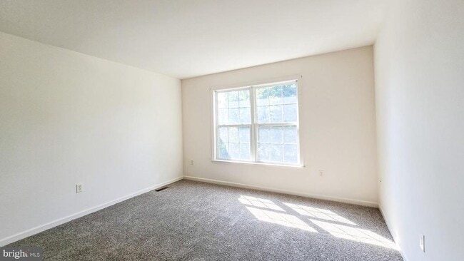 Building Photo - 1227 Cross Creek Dr
