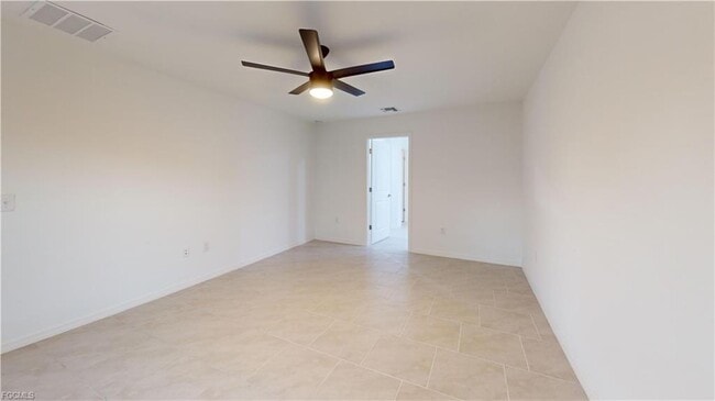 Building Photo - 2846 Northwest 28th Ave