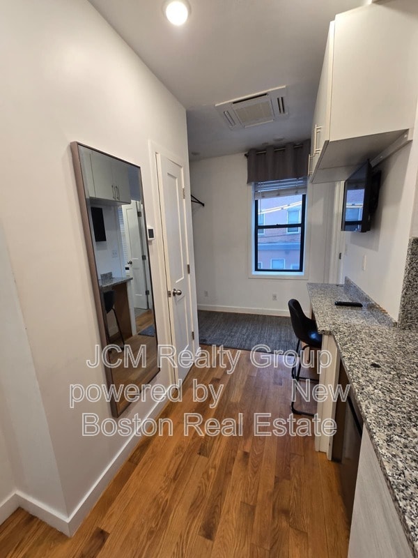 Building Photo - 16 Fifth Street