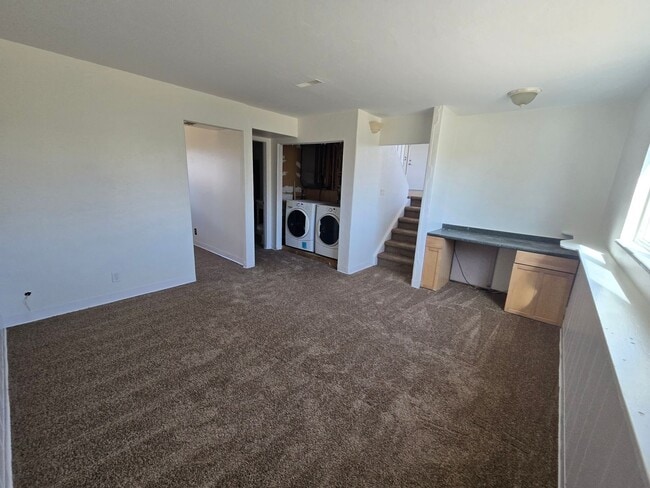 Building Photo - Split Level home in Westminster