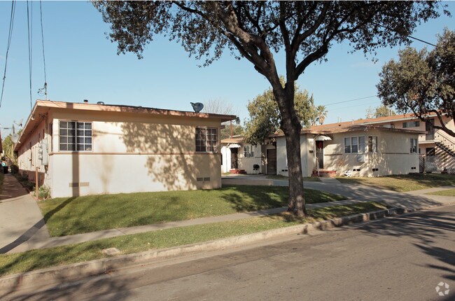 Primary Photo - 6809 Heliotrope Ave