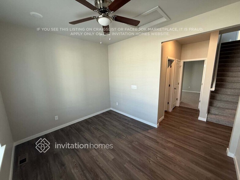 Building Photo - 4410 Trader St