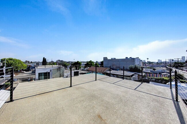 Building Photo - 3064 Imperial Ave
