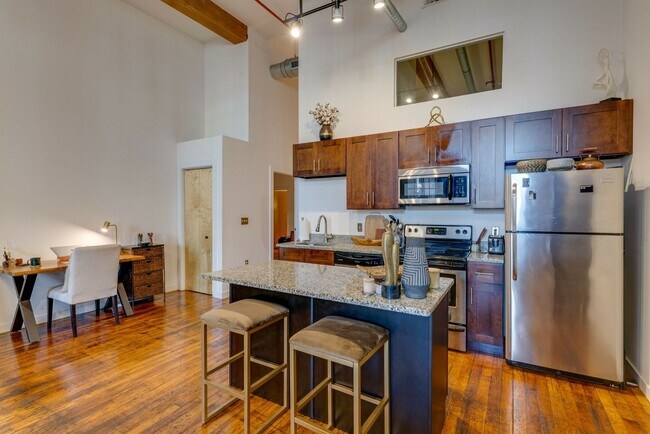 Building Photo - Amazing Germantown Loft in Historic Werthan Mills Lofts!