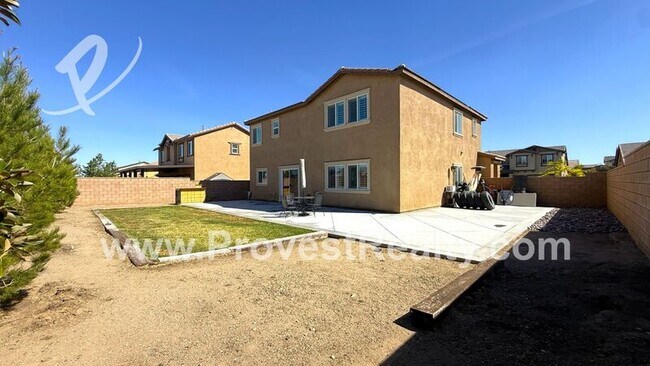 Building Photo - 11760 Sierra Rd