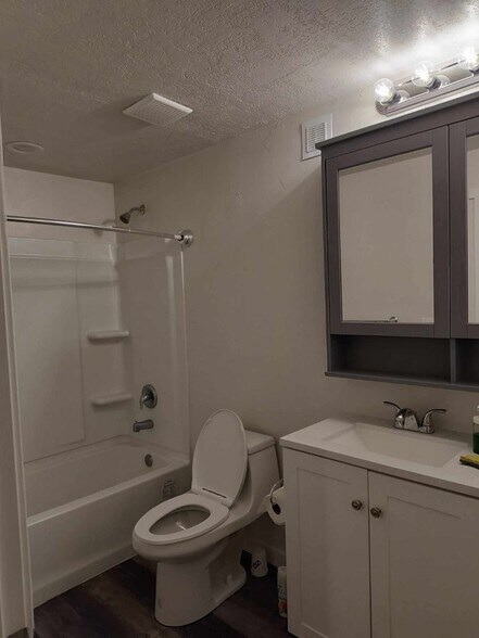 Building Photo - 3760 W 510 N