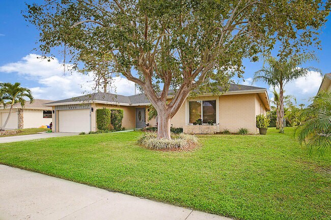 Building Photo - 4422 Brandywine Dr