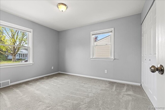 Building Photo - 1016 Amelia St