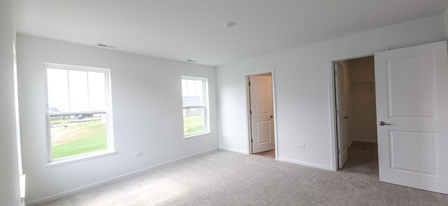 Building Photo - 8301 Kannon Dr