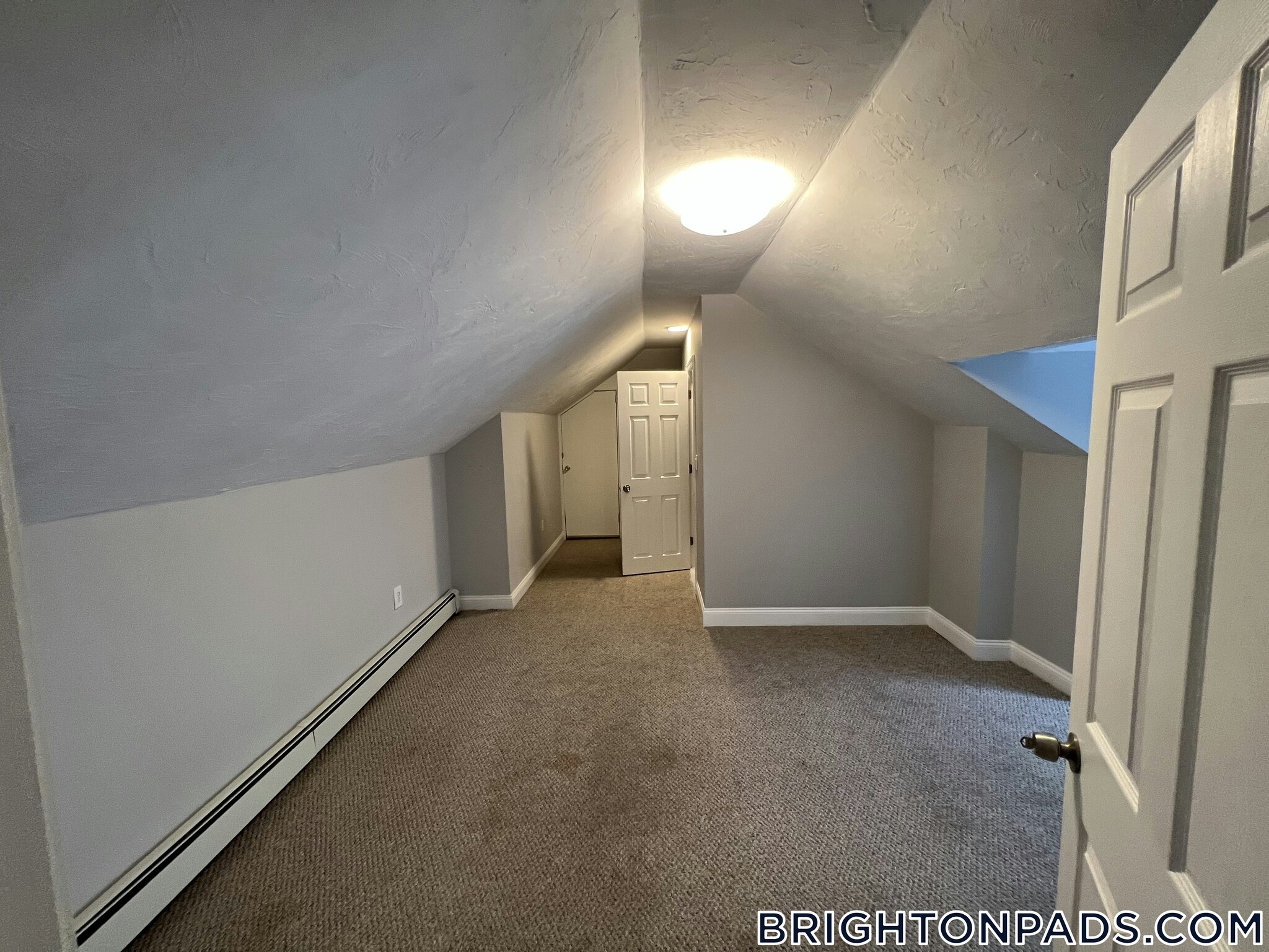 Building Photo - 72 Nonantum St