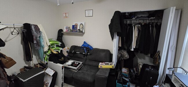 Building Photo - 1261 Eaglewood Dr