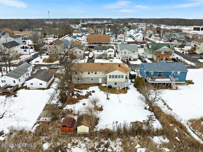 Building Photo - 1205 High Ave