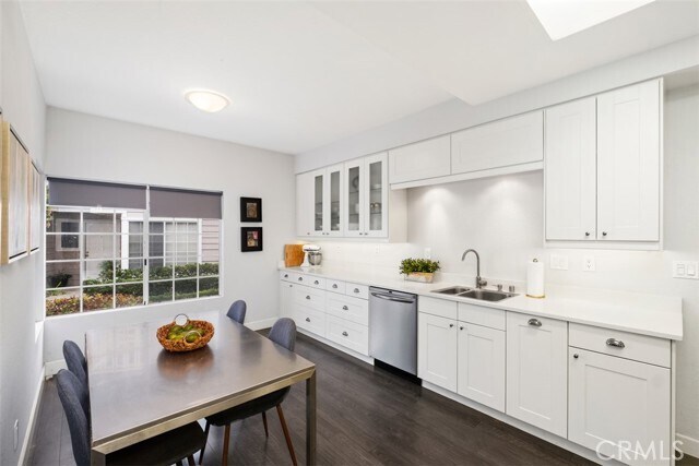 Building Photo - 21 Pemberton