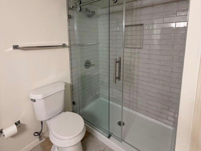 Building Photo - 3231 Allen Pkwy