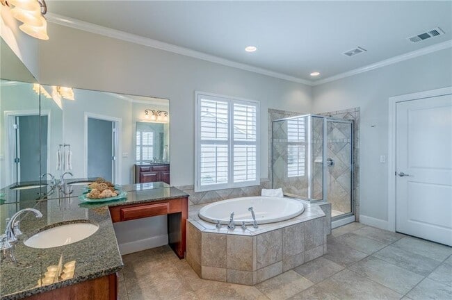 Building Photo - 112 Bee Creek Ct