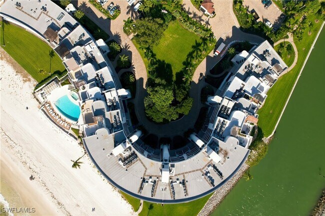 Building Photo - 2316 Gulf Shore Blvd N