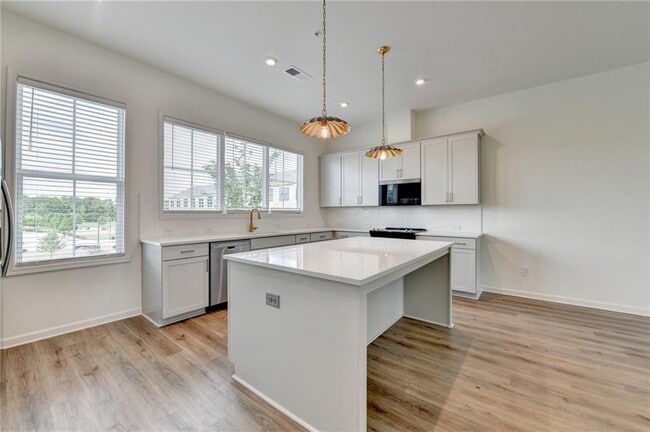 Building Photo - 430 Argosy Pk Cir