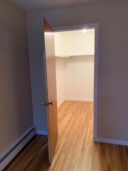 Building Photo - 29 Oxford Rd