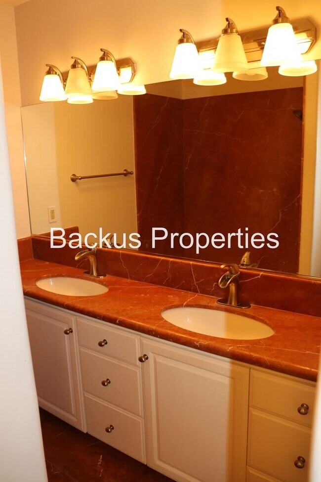 Building Photo - Wonderful four bedroom home in Hidden Hills neighborhood in Carmel Valley