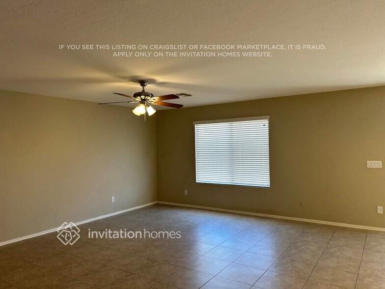 Building Photo - 3300 W Carlos Ln