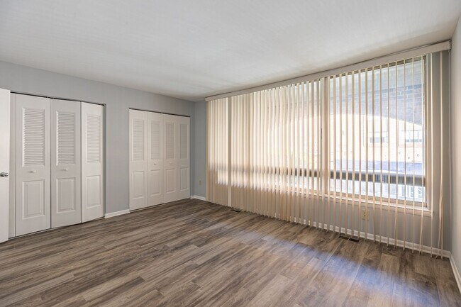 Building Photo - Beautiful 2-bedroom, 1.5-bath