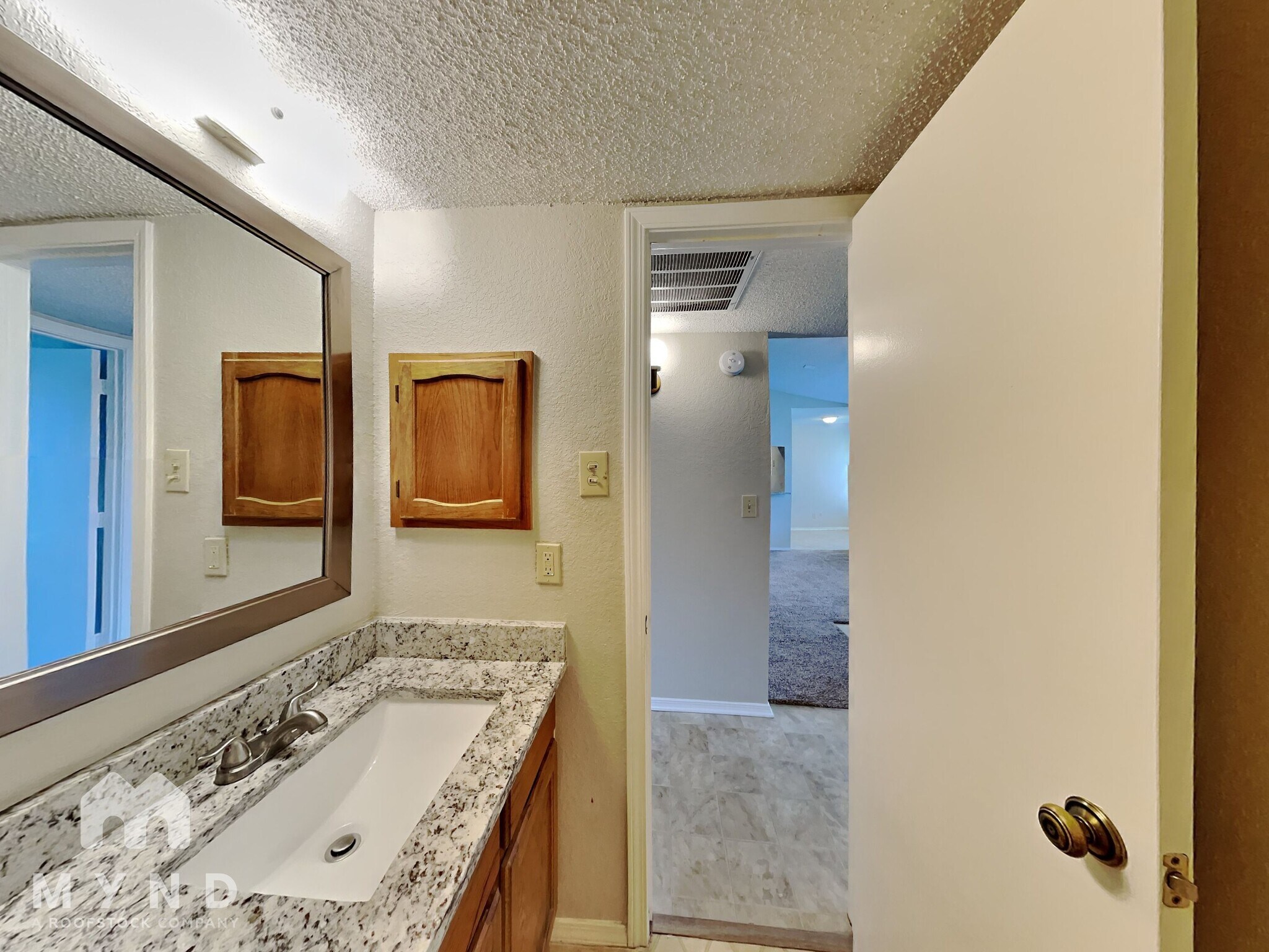 Building Photo - 2306 High Star Dr