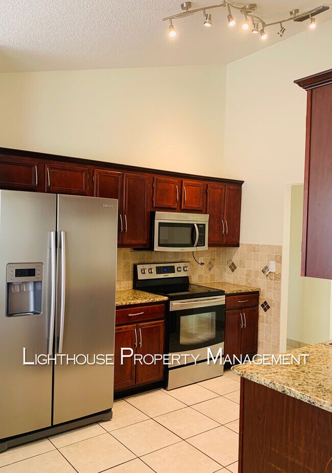 Building Photo - Pristine 3/2 in University Park!  Won't Last Long!