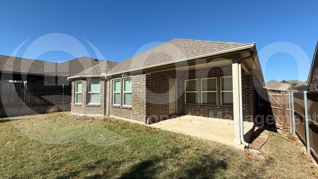 Building Photo - 1417 Westborough Dr