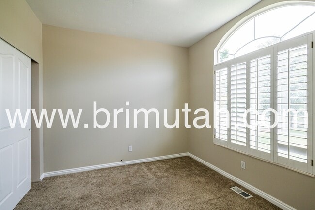 Building Photo - 7491 Union Mill Ct