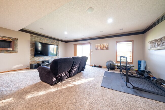 Building Photo - 1838 Penstemon Ln