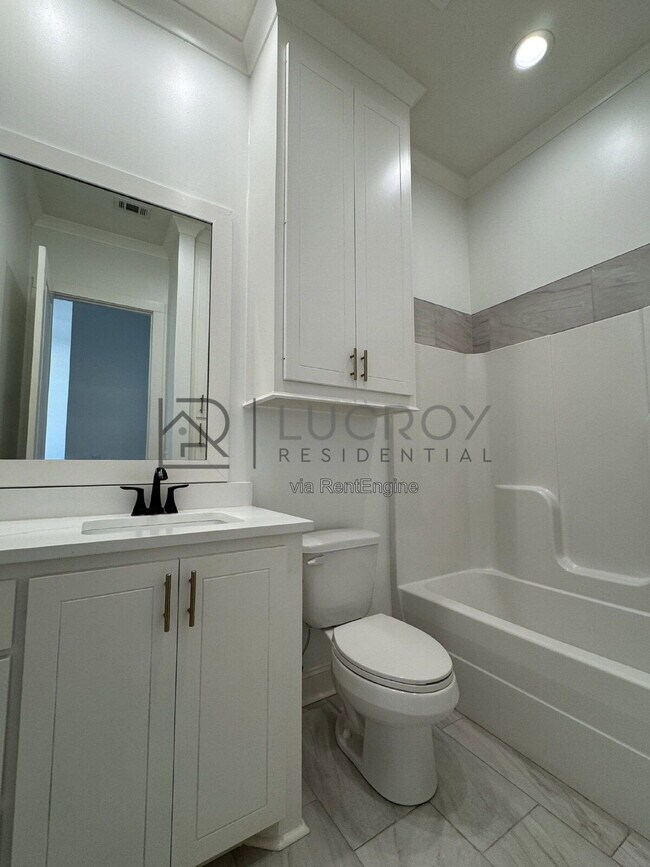 Building Photo - 203 Baleigh Dr