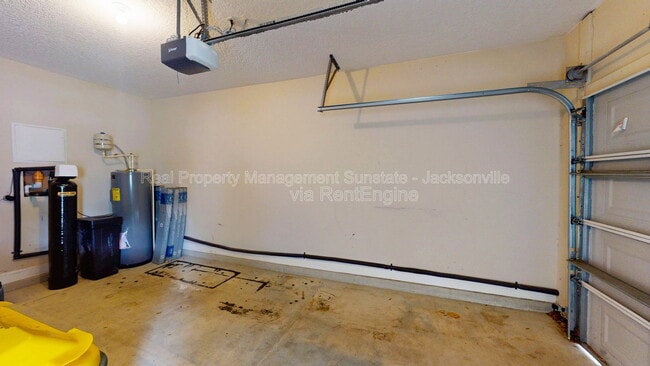 Building Photo - 4298 Ellipse Dr