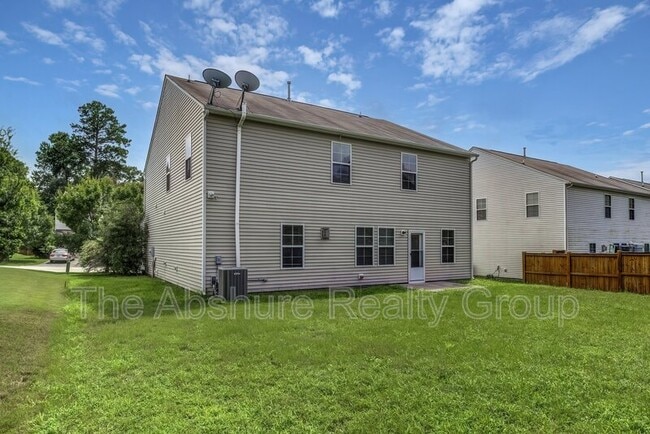 Building Photo - 3817 Althorp Drive