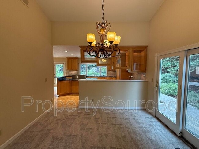 Building Photo - 1550 Naples Ct
